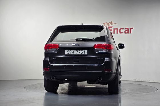 Jeep Cherokee 3.6 Limited WK2 — пробег 122 207 км — фото 4 из 5