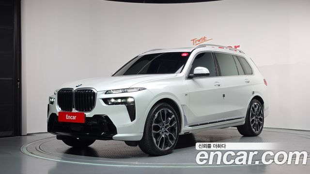 BMW X7 xDrive 40d M Sport 7 STR — пробег 13 590 км — фото 1 из 5