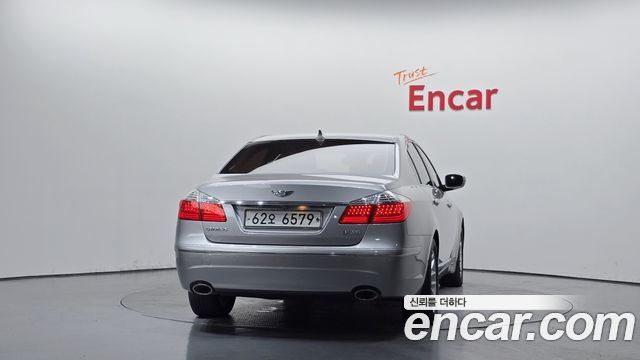 Hyundai Genesis из Кореи Encar