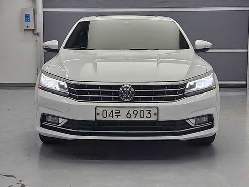 Volkswagen Passat 2.0 TSI B7 — пробег 84 838 км — фото 2 из 5