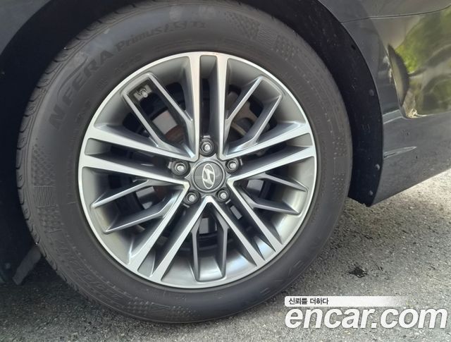Hyundai Grandeur 2.4 Premium — пробег 110 827 км — фото 5 из 5