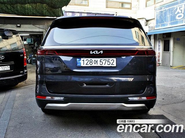 Kia Carnival из Кореи Encar