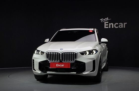 BMW X5 xDrive 40i M Sport — пробег 16 709 км — фото 3 из 5