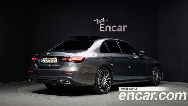 Mercedes-Benz E-Class E350 4MATIC AMG Line — пробег 78 616 км — фото 2 из 5