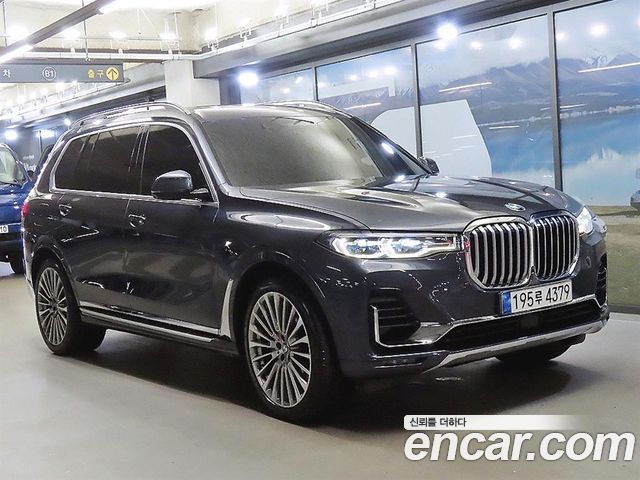 BMW X7 xDrive 40d Design Pure Excellence 7-Seater — пробег 105 060 км — фото 1 из 5