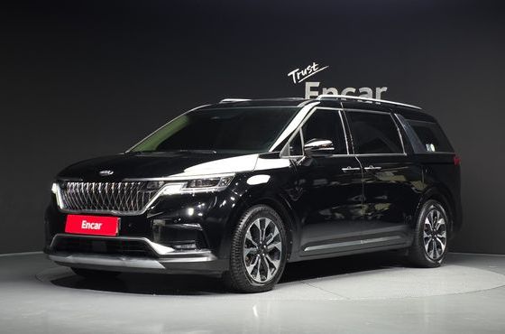 Kia Carnival Diesel 7-Seater Signature — пробег 63 877 км — фото 1 из 5