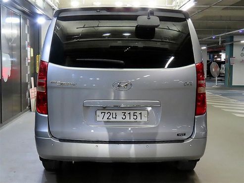 Hyundai Starex 12-Seater Wagon CVX Premium — пробег 172 567 км — фото 5 из 5