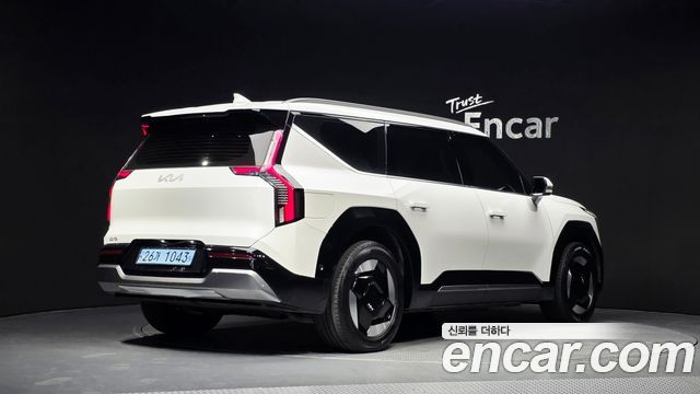 Kia EV9 из Кореи Encar