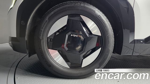 Kia EV9 из Кореи Encar