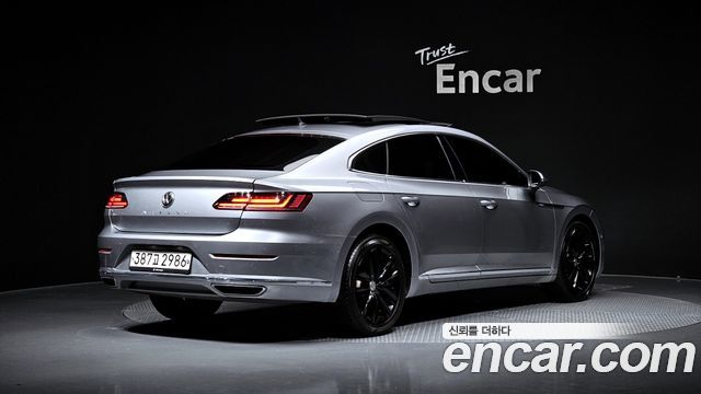 Volkswagen Arteon 2.0 TDI Prestige — пробег 103 221 км — фото 2 из 5