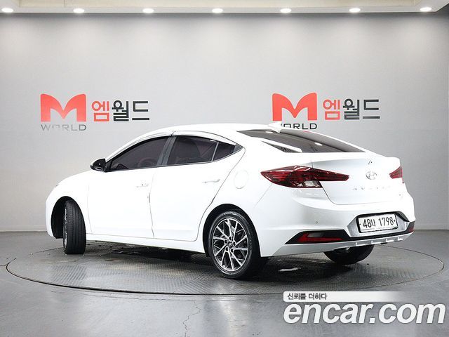 Hyundai AVANTE из Кореи Encar