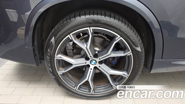 BMW X5 xDrive 40i M Sport — пробег 43 085 км — фото 5 из 5