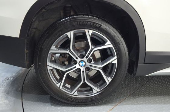 BMW X1 xDrive 20i xLine — пробег 58 840 км — фото 5 из 5
