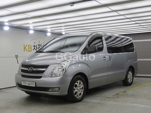 Hyundai Starex 12-Seater Wagon CVX Luxury — пробег 196 997 км — фото 1 из 5