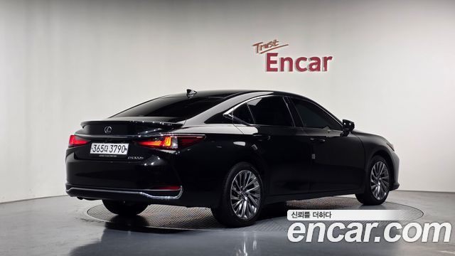 Lexus ES Executive — пробег 120 894 км — фото 2 из 5