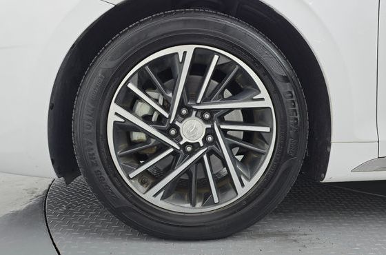 Hyundai Grandeur 2.5 Premium — пробег 92 330 км — фото 5 из 5