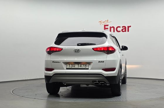 Hyundai Tucson Diesel 2.0 2WD Modern — пробег 120 800 км — фото 4 из 5