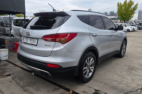Hyundai Santafe Diesel(e-VGT) 2.0 2WD Premium — пробег 319 491 км — фото 4 из 5