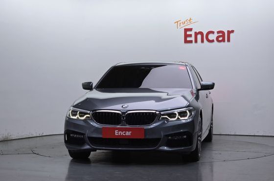 BMW 5-Series 530i xDrive M Sport Package Plus — пробег 130 315 км — фото 3 из 5