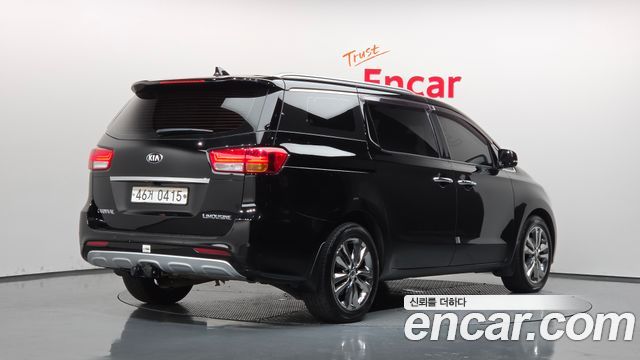 Kia Carnival 7-seater Limousine President — пробег 167 373 км — фото 2 из 5