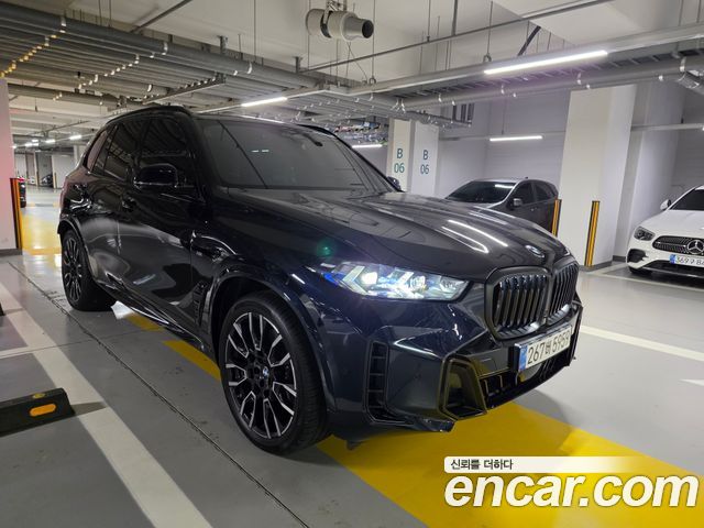 BMW X5 xDrive 40i M Sport — пробег 14 700 км — фото 3 из 5
