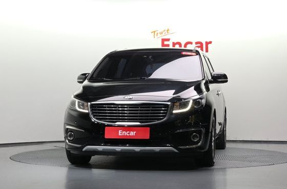 Kia Carnival 9-Seater Noblesse Special — пробег 130 320 км — фото 3 из 5