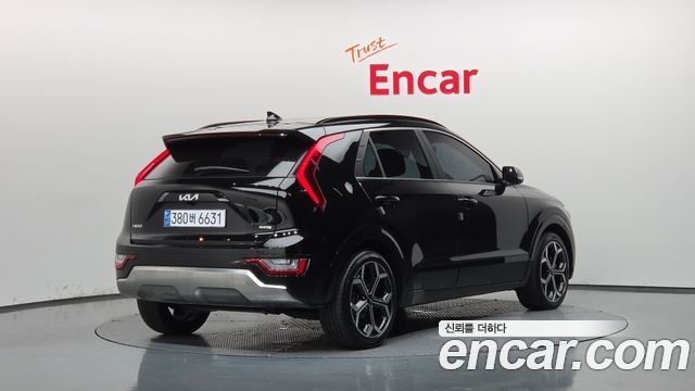 Kia Niro Prestige — пробег 91 056 км — фото 2 из 5