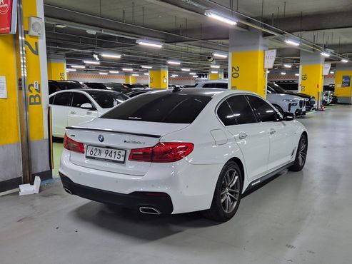 BMW 5-Series 520d xDrive M Sport Package Plus — пробег 46 774 км — фото 5 из 5