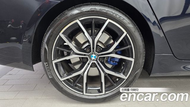 BMW 5-Series 530i M Sport Package — пробег 12 795 км — фото 5 из 5