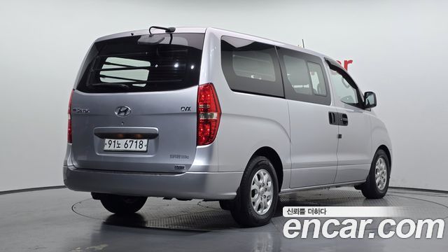 Hyundai Starex 5-Seater VAN CVX Deluxe — пробег 47 643 км — фото 2 из 5