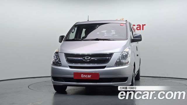 Hyundai Starex 5-Seater VAN CVX Deluxe — пробег 47 643 км — фото 3 из 5
