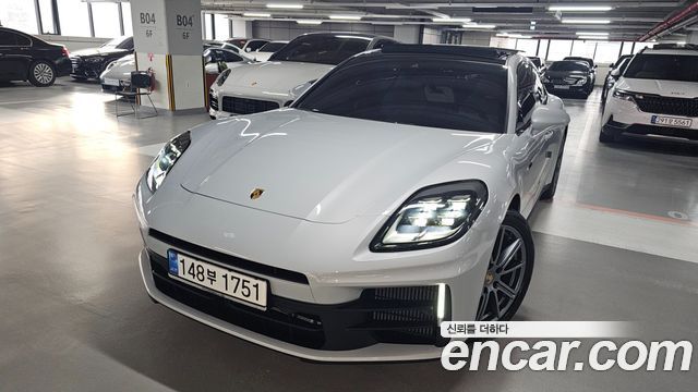 Porsche Panamera 2.9 AWD E-Hybrid — пробег 15 573 км — фото 1 из 5