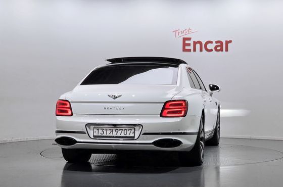 Bentley Flying Spur 4.0 — пробег 38 386 км — фото 4 из 5