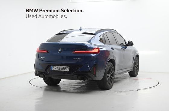 BMW X4 xDrive20i M Sport Pro Special Edition — пробег 8 908 км — фото 2 из 5