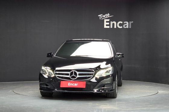 Mercedes-Benz E-Class E220 Bluetec Avantgarde — пробег 66 692 км — фото 3 из 5