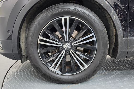 Volkswagen Tiguan 2.0 TDI Prestige — пробег 142 257 км — фото 5 из 5