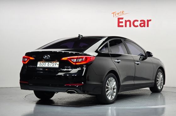 Hyundai Sonata 2.0 Smart — пробег 170 384 км — фото 2 из 5