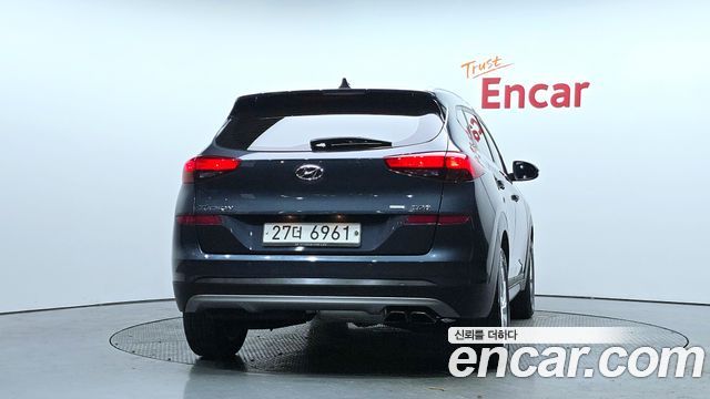 Hyundai Tucson из Кореи Encar