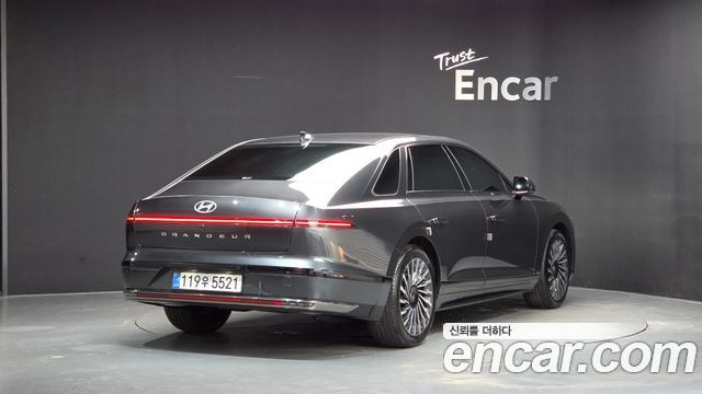 Hyundai Grandeur Calligraphy — пробег 6 326 км — фото 2 из 5