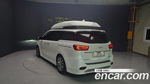 Kia Carnival Gasoline 9-Seater Hi-Limousine Noblesse Special — пробег 139 808 км — фото 3 из 5