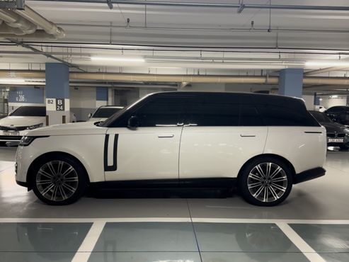 Land Rover Range Rover P530 Autobiography Long Wheel Base — пробег 30 000 км — фото 3 из 5