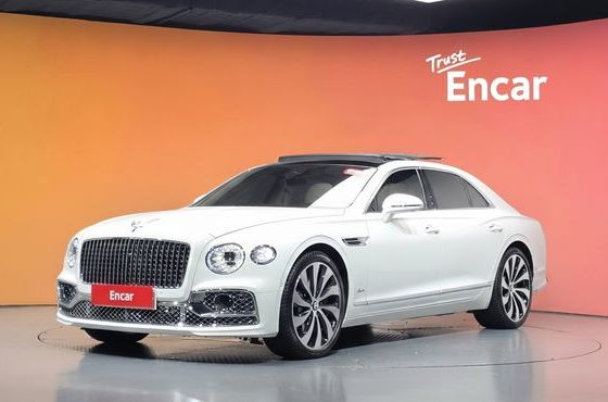 Bentley Flying Spur 4.0 Azure — пробег 4 821 км — фото 1 из 5