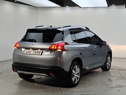 Peugeot 2008 1.6 e-HDi Feline L — пробег 132 000 км — фото 4 из 5