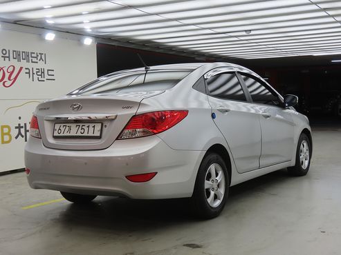 Hyundai Accent Diesel 1.6 VGT Premier — пробег 111 786 км — фото 4 из 5