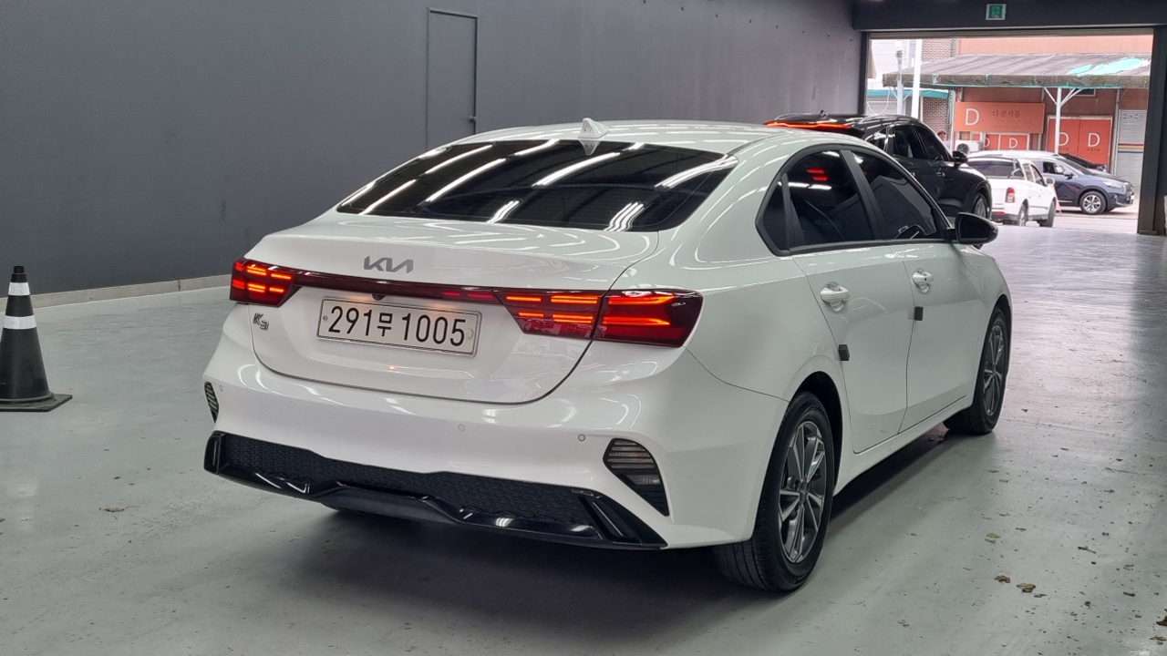 Kia K3 из Кореи Encar