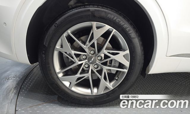 Genesis GV70 2.5T Gasoline 2WD — пробег 53 827 км — фото 5 из 5