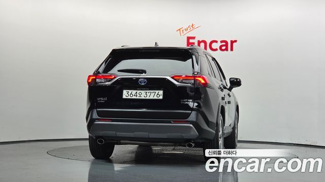 Toyota RAV4 2.5 4WD Hybrid — пробег 47 361 км — фото 4 из 5