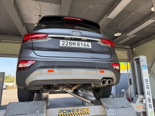 Hyundai Santafe Diesel 2.0 2WD Premium — пробег 300 438 км — фото 2 из 2