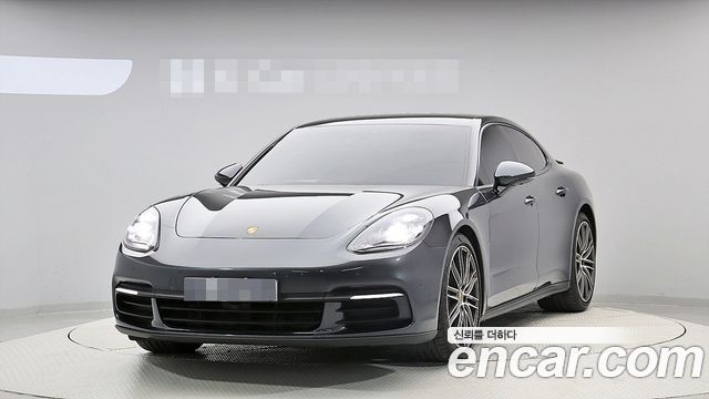 Porsche Panamera 3.0 AWD — пробег 105 818 км — фото 1 из 5