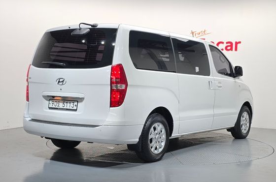 Hyundai Starex 3-Seater VAN CVX Deluxe — пробег 77 405 км — фото 2 из 5